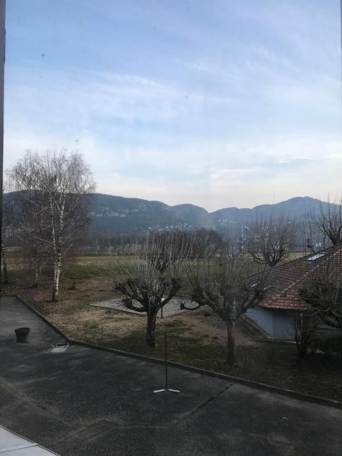 Auberge De La Paillere Lavours Eksteriør bilde