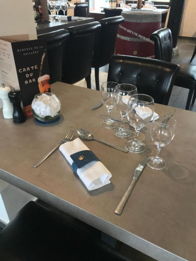 Auberge De La Paillere Lavours Eksteriør bilde