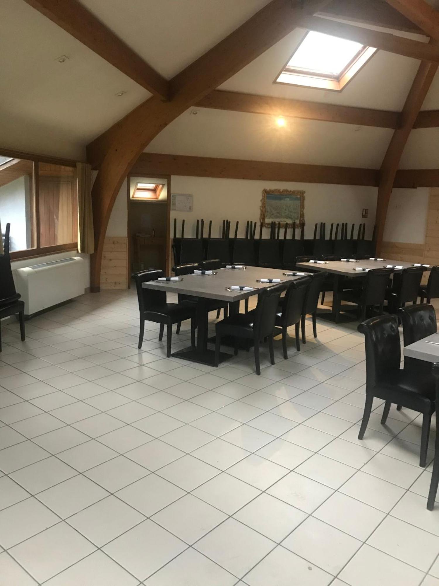 Auberge De La Paillere Lavours Eksteriør bilde